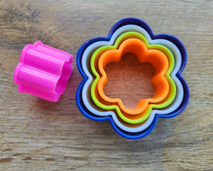 5 Piece Plastic Cookie Cutters - Flower Shape